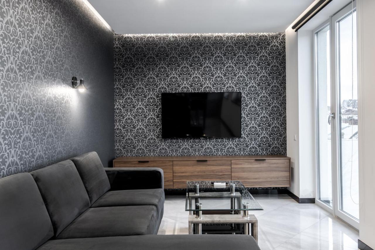Inshiapartments On Hazova Str 5 Lviv Exterior photo